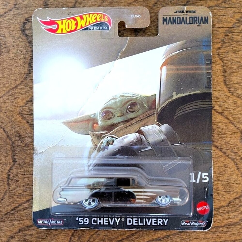 Hot Wheels Premium Star Wars Mandalorian '59 Chevy Delivery – Grogu – 1/5 – MOC